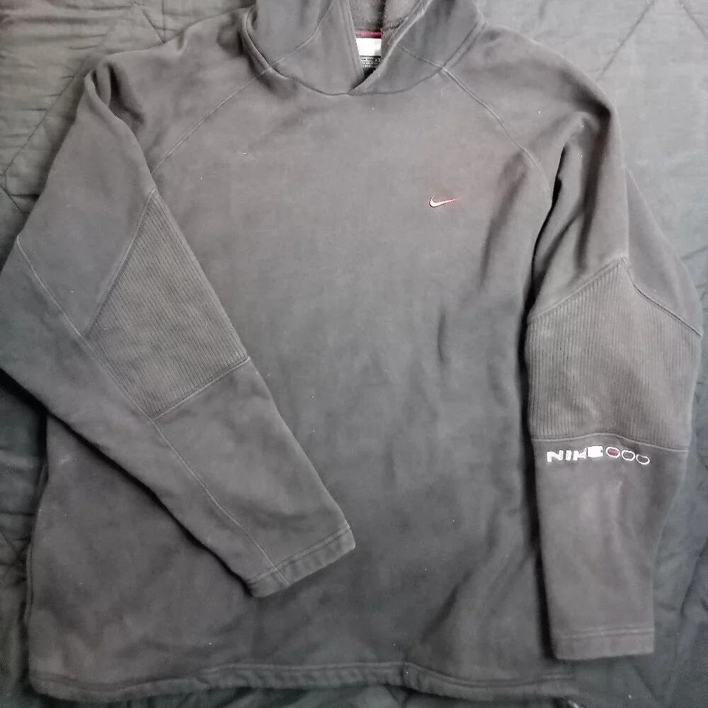 Vintage Y2K Nike Pullover Hoodie Sweatshirt Arm Hit